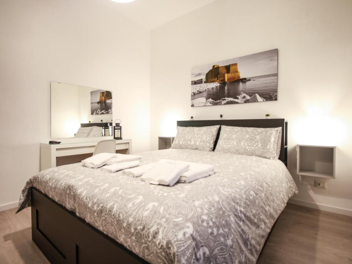 Chilometrozero Luxury Apartment Νάπολη Εξωτερικό φωτογραφία